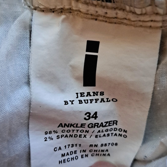 Camo i Jean's by Buffalo size 34 ankle grazer - Picture 5 of 8